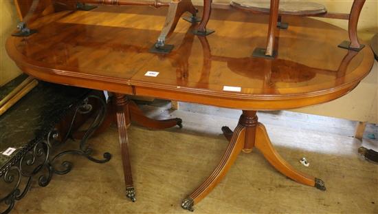 Yewwood oblong dining table with leaf(-)